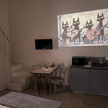 Luleccio Aparthotel Lecce Bagian luar foto